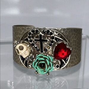 Sweet Romance Designer Stainless Steel Skull Heart Flower Cuff Bracelet Boho